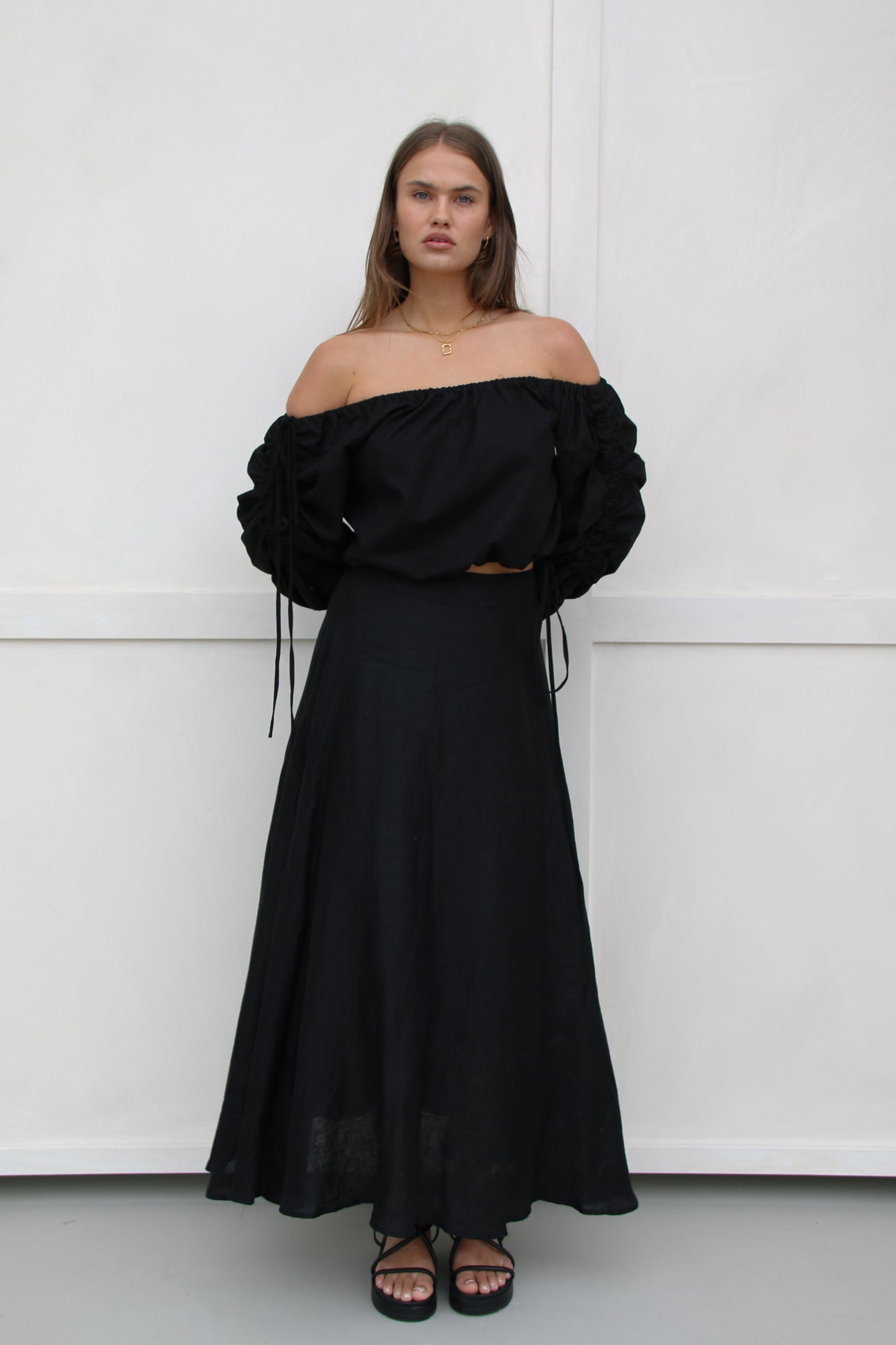 Jeanie Sculptural Top - Black